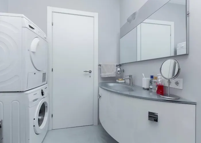 Luxurious Flat Close To Everywhere Apartment