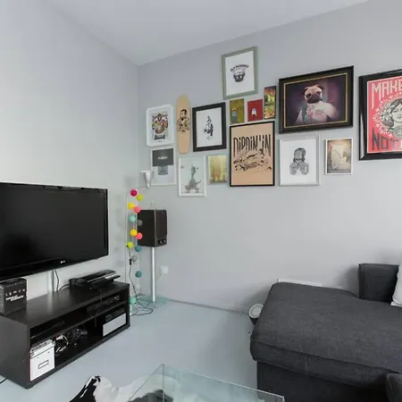 Apartman Luxurious Flat Close To Everywhere