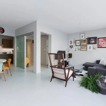 Luxurious Flat Close To Everywhere